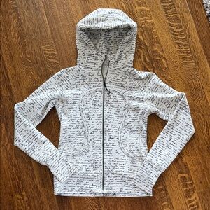 Lulu 🔥🔥🔥 RARE Scuba Jacket